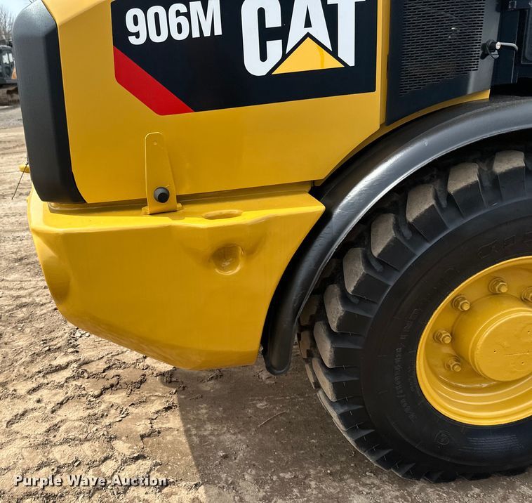 image for item EB2483 2021 Caterpillar 906M wheel loader