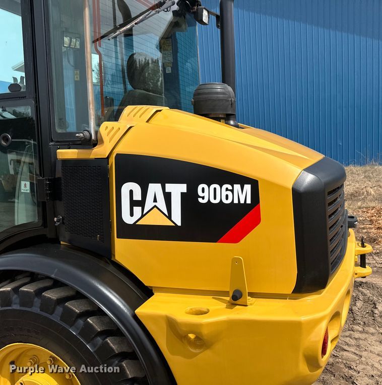image for item EB2483 2021 Caterpillar 906M wheel loader