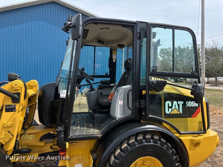 image for item EB2483 2021 Caterpillar 906M wheel loader