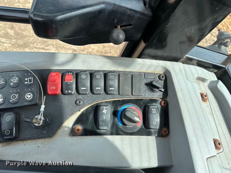 image for item EB2483 2021 Caterpillar 906M wheel loader