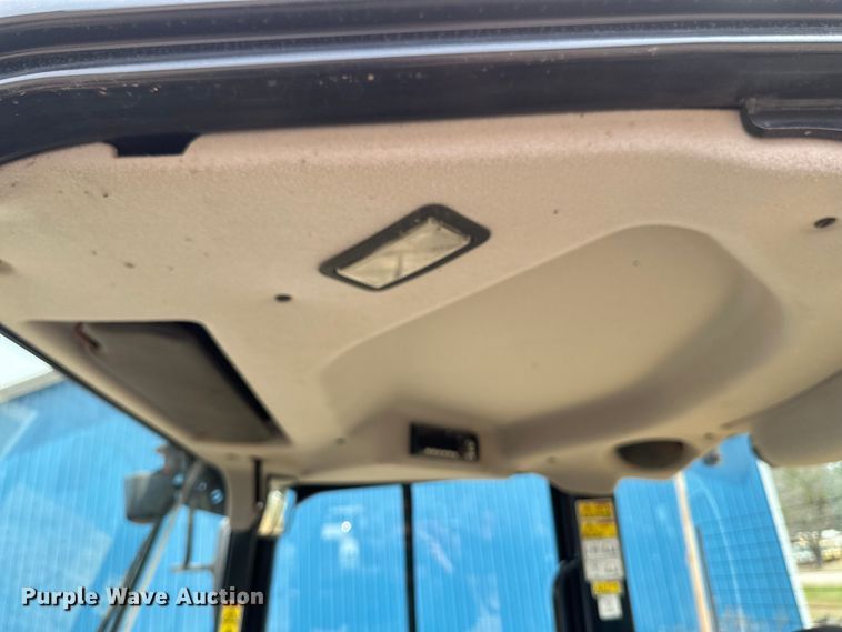 image for item EB2483 2021 Caterpillar 906M wheel loader