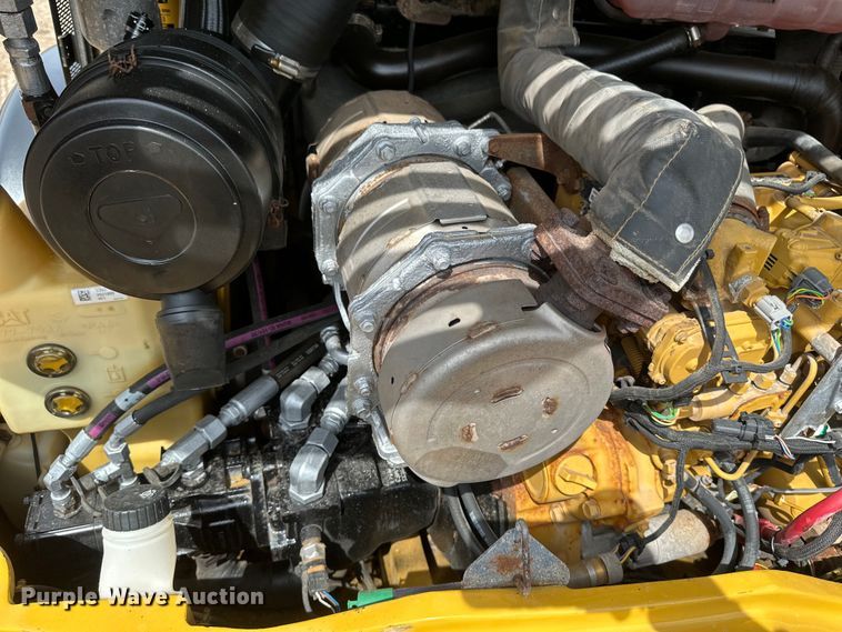 image for item EB2483 2021 Caterpillar 906M wheel loader