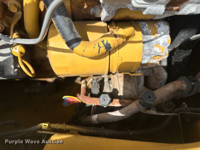 image for item EB2483 2021 Caterpillar 906M wheel loader