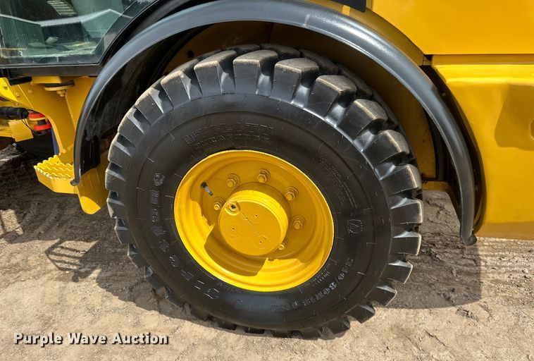 image for item EB2483 2021 Caterpillar 906M wheel loader