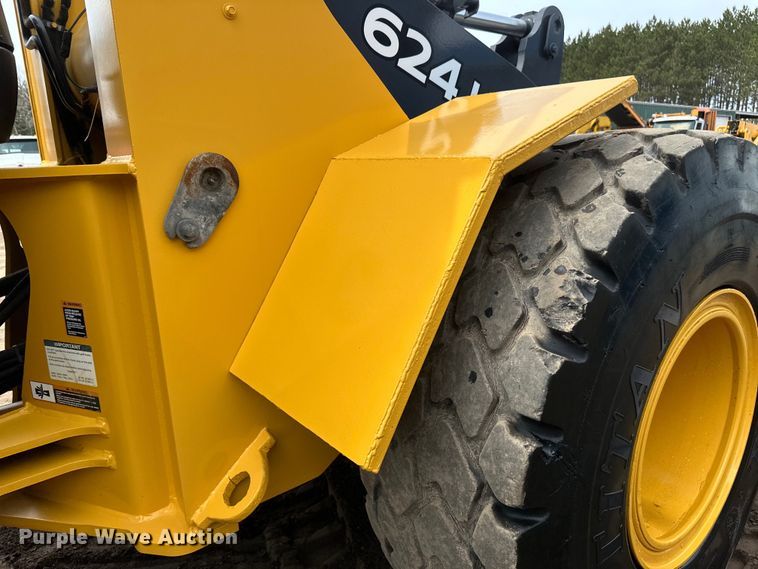 image for item EB2484 2004 John Deere 624J wheel loader