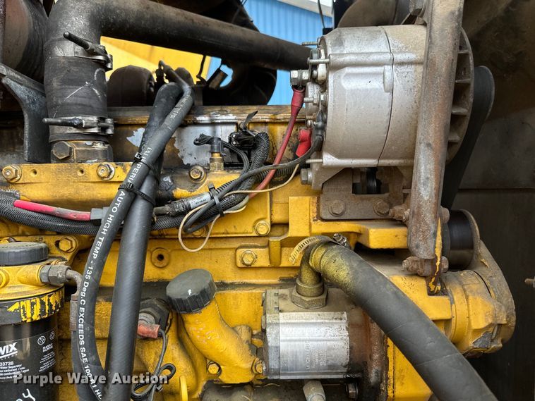 image for item EB2484 2004 John Deere 624J wheel loader