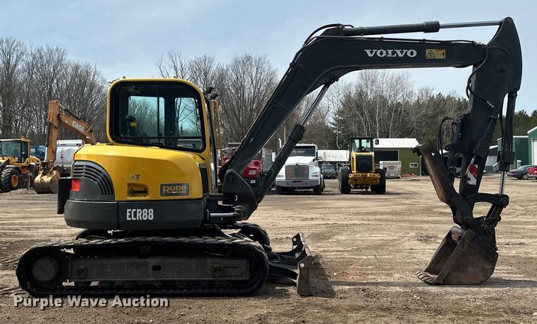 image for item EB2485 2008 Volvo  ECR88 mini excavator