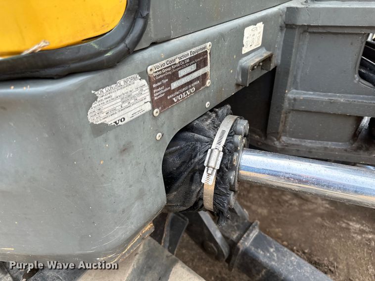 image for item EB2485 2008 Volvo  ECR88 mini excavator