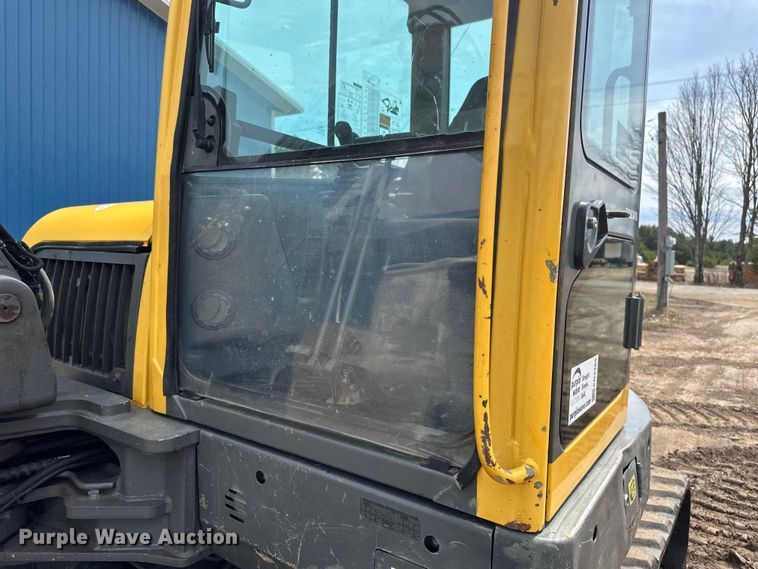image for item EB2485 2008 Volvo  ECR88 mini excavator