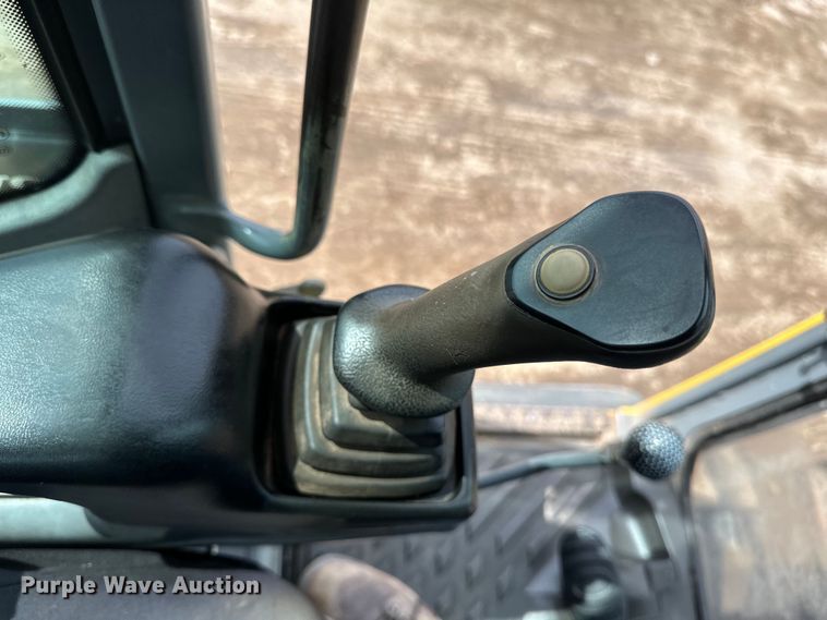 image for item EB2485 2008 Volvo  ECR88 mini excavator