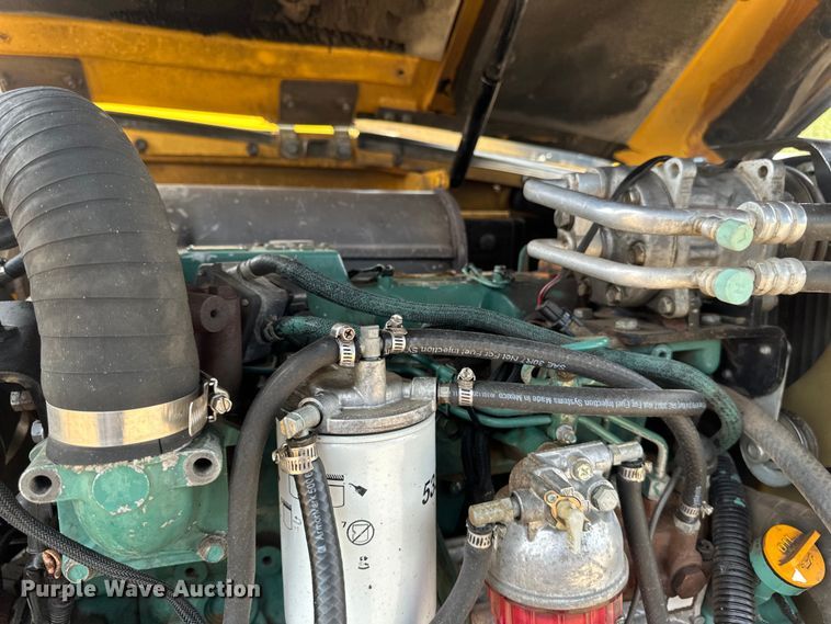 image for item EB2485 2008 Volvo  ECR88 mini excavator