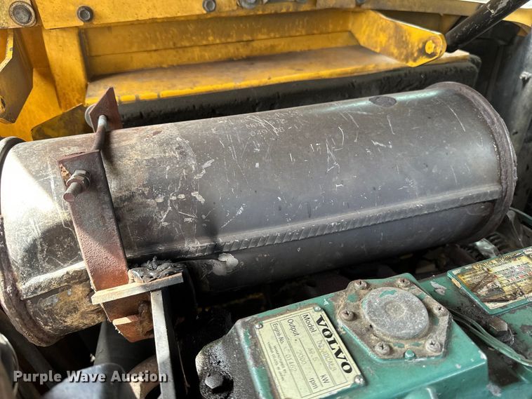 image for item EB2485 2008 Volvo  ECR88 mini excavator