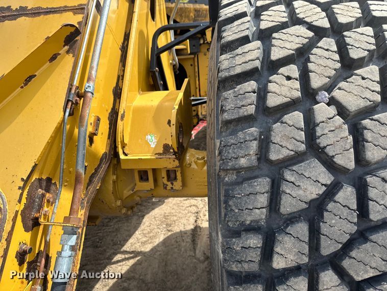 image for item EB2487 2012 Caterpillar  930H wheel loader