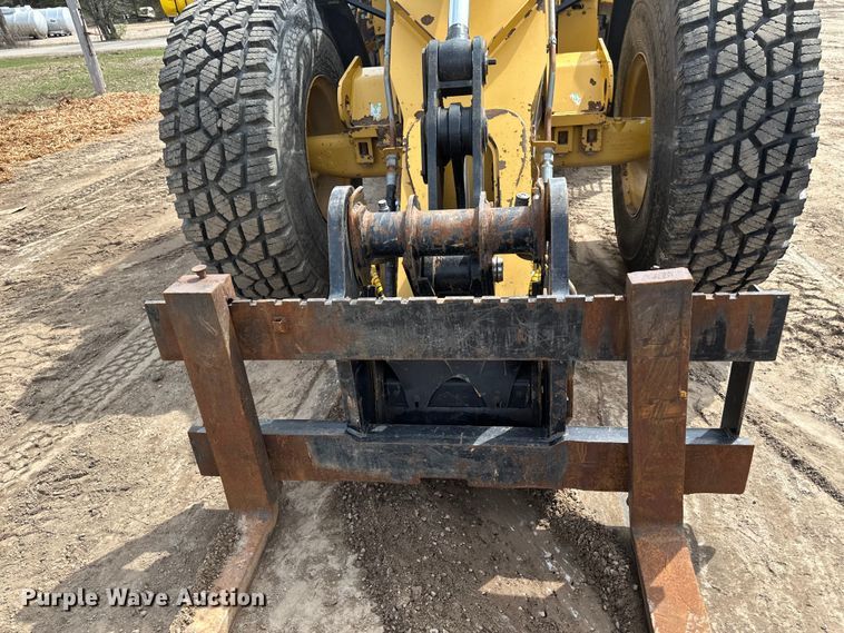 image for item EB2487 2012 Caterpillar  930H wheel loader