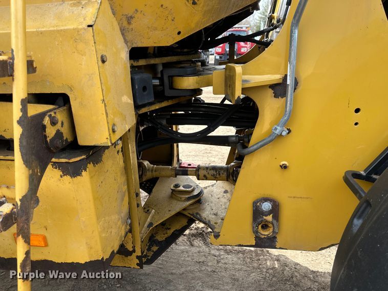 image for item EB2487 2012 Caterpillar  930H wheel loader