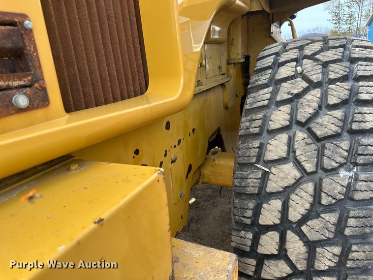 image for item EB2487 2012 Caterpillar  930H wheel loader
