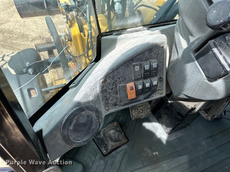 image for item EB2487 2012 Caterpillar  930H wheel loader