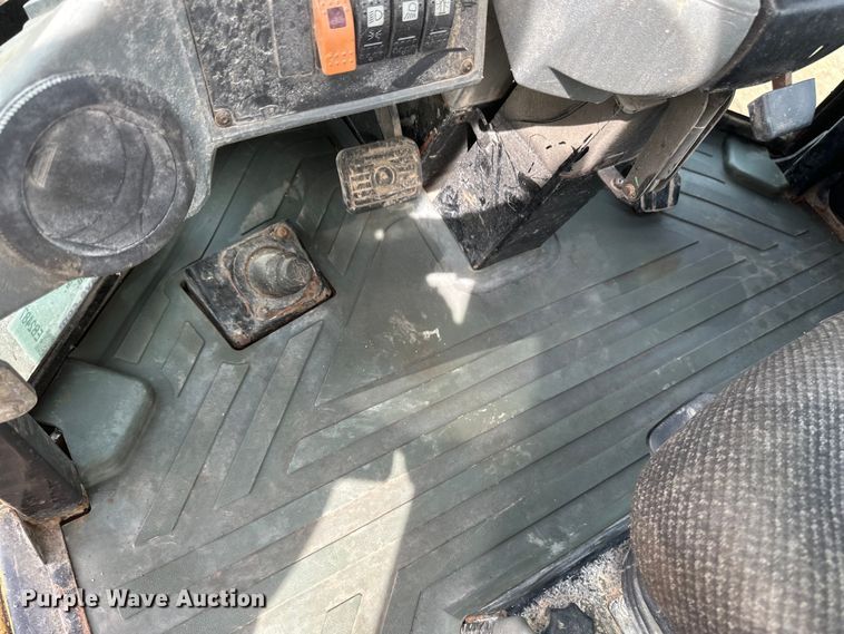 image for item EB2487 2012 Caterpillar  930H wheel loader