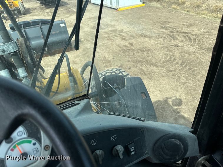 image for item EB2487 2012 Caterpillar  930H wheel loader