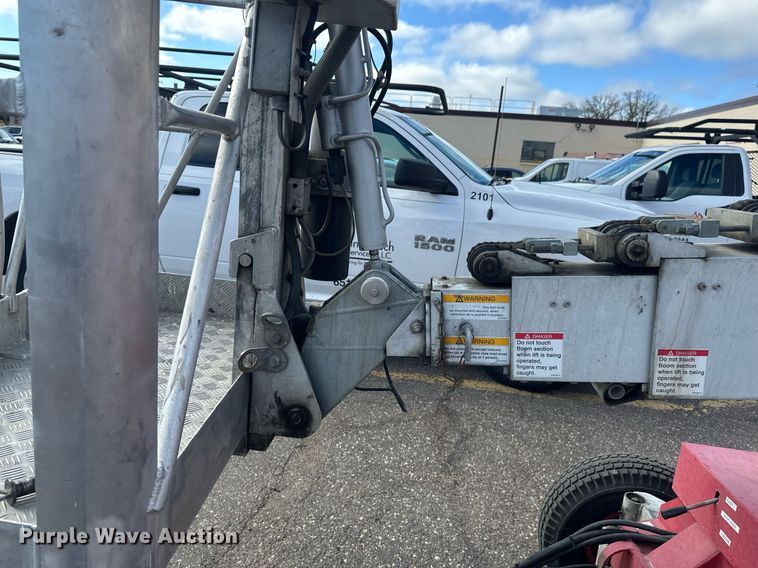 image for item EB2492 2001 Denka Lift boom lift