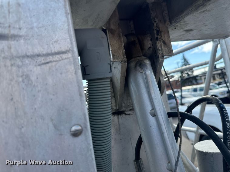 image for item EB2492 2001 Denka Lift boom lift