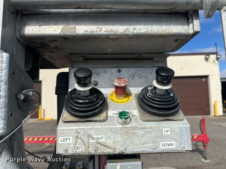 image for item EB2492 2001 Denka Lift boom lift