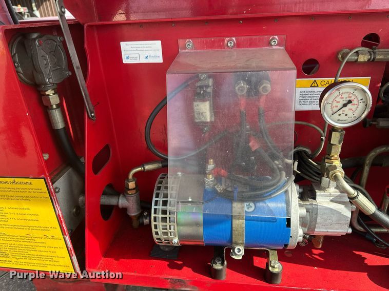 image for item EB2492 2001 Denka Lift boom lift