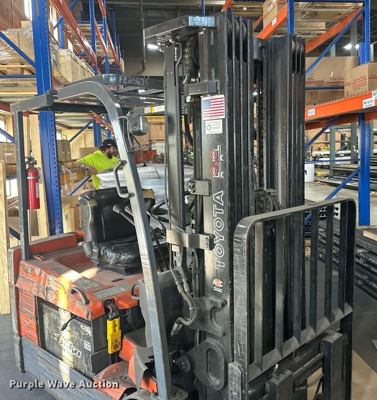 image for item EB2493 Toyota 7FBEU20 forklift