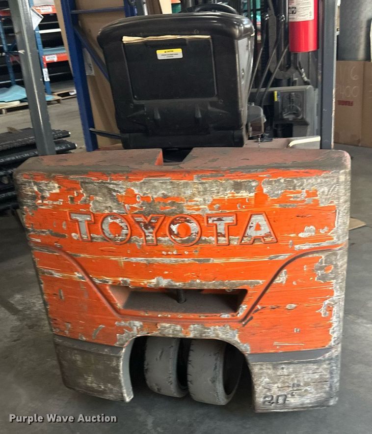 image for item EB2493 Toyota 7FBEU20 forklift