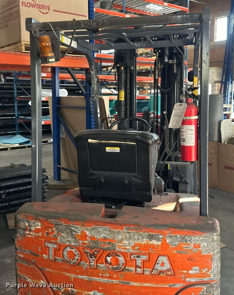 image for item EB2493 Toyota 7FBEU20 forklift
