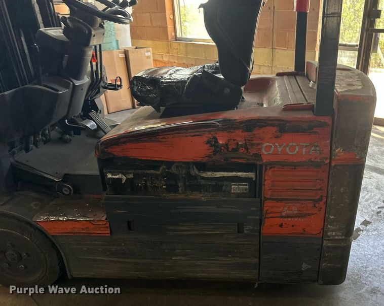 image for item EB2493 Toyota 7FBEU20 forklift