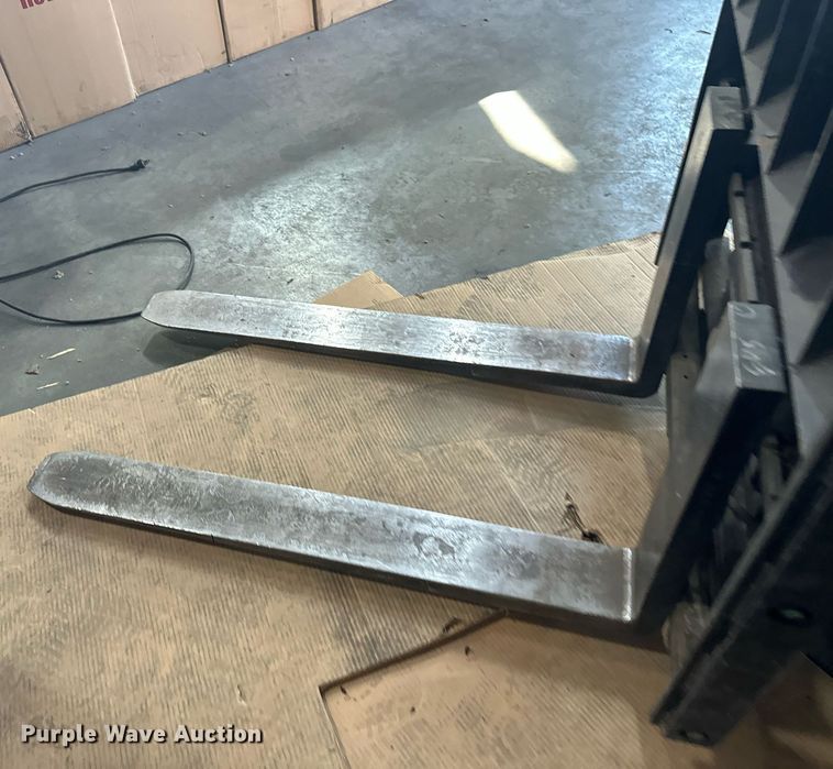 image for item EB2493 Toyota 7FBEU20 forklift