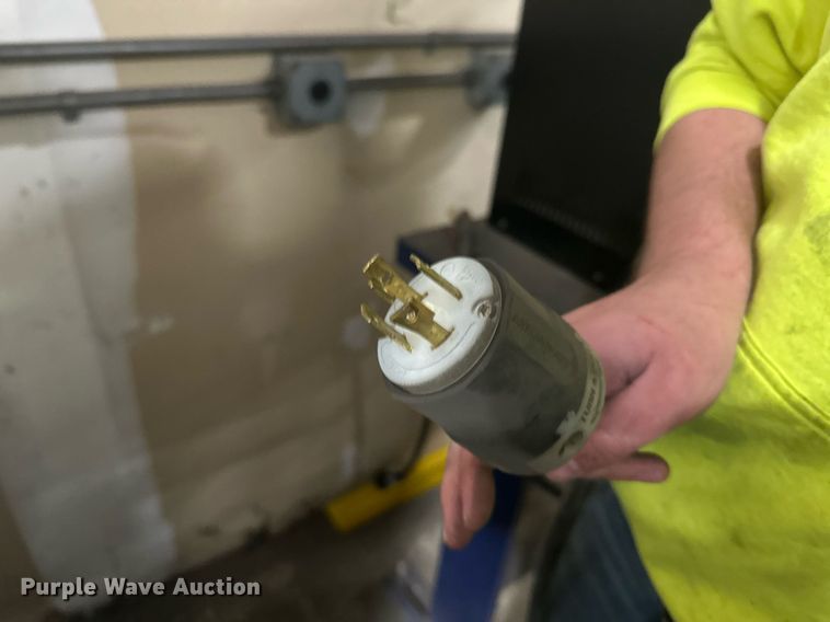 image for item EB2493 Toyota 7FBEU20 forklift