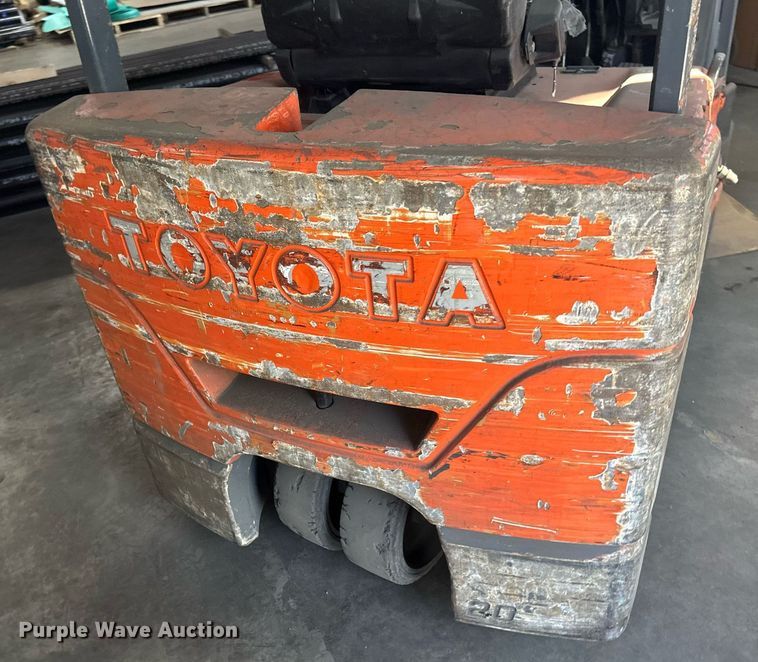 image for item EB2493 Toyota 7FBEU20 forklift