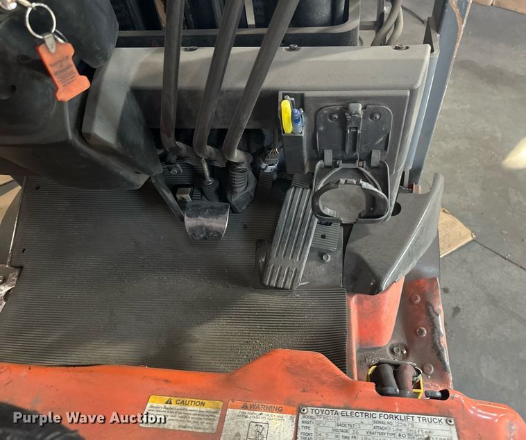 image for item EB2493 Toyota 7FBEU20 forklift