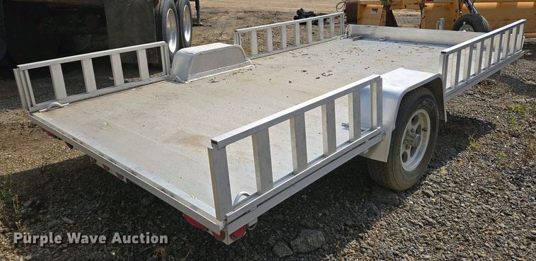 image for item EC0942 2010 Aluma A212 utility trailer