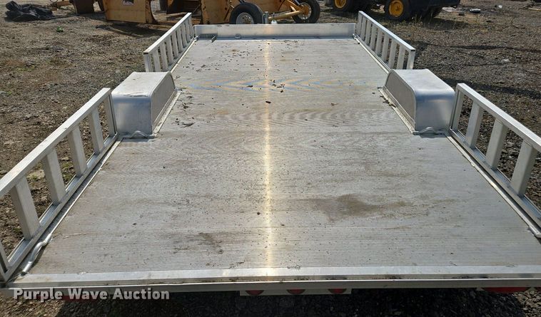 image for item EC0942 2010 Aluma A212 utility trailer