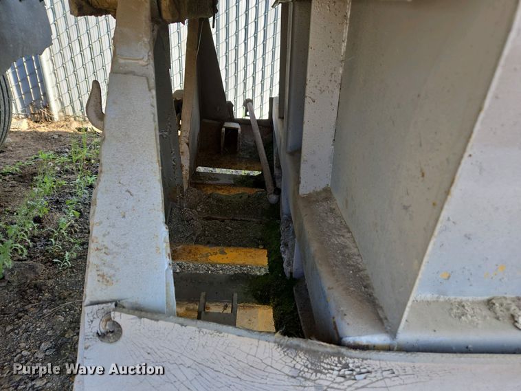 image for item EC0947 1958 Gwood Bottom dump trailer