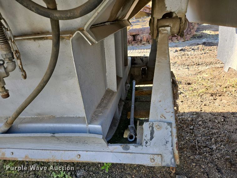 image for item EC0947 1958 Gwood Bottom dump trailer