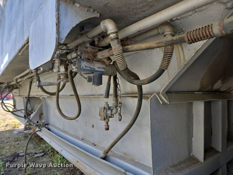 image for item EC0947 1958 Gwood Bottom dump trailer