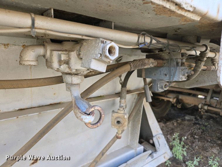 image for item EC0947 1958 Gwood Bottom dump trailer