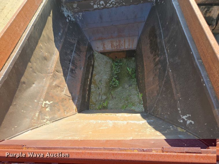 image for item EC0947 1958 Gwood Bottom dump trailer