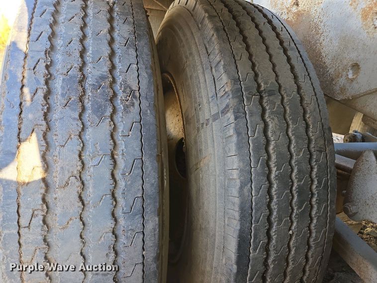 image for item EC0947 1958 Gwood Bottom dump trailer