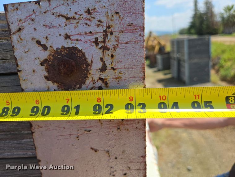 image for item EC0948 1993 Red River LB 237 live bottom trailer