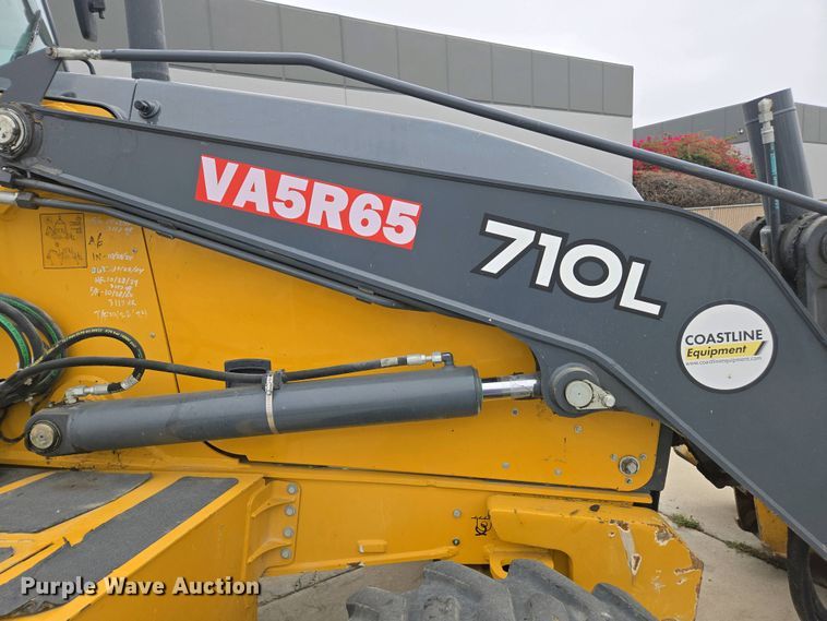 image for item EC0956 2020 John Deere 710L backhoe