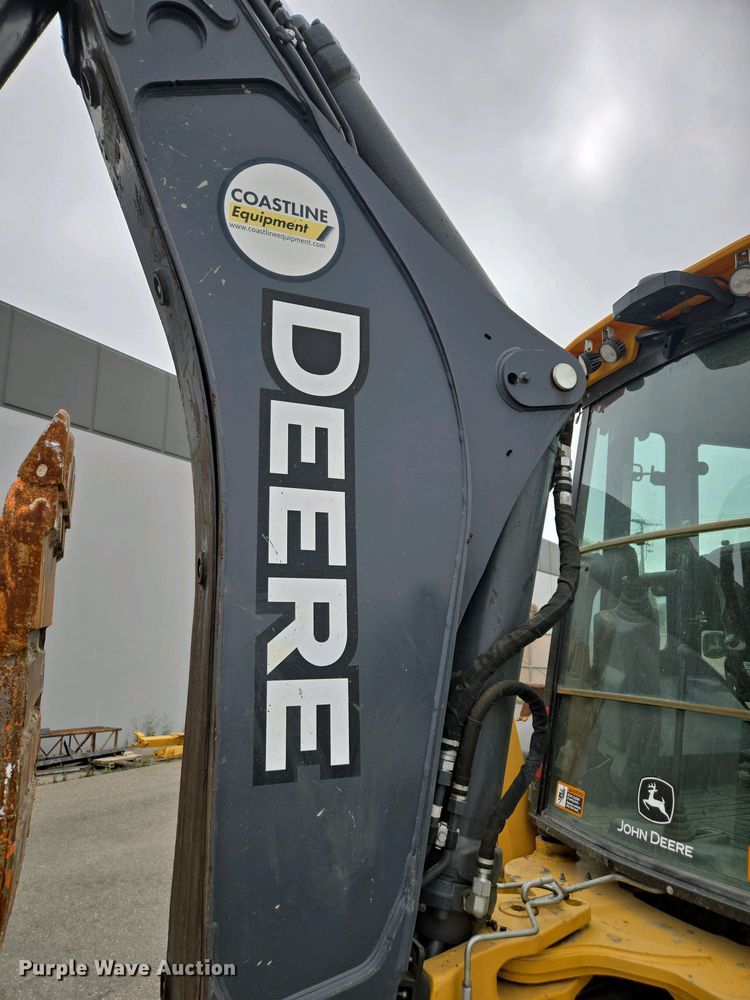 image for item EC0956 2020 John Deere 710L backhoe