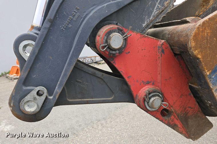 image for item EC0956 2020 John Deere 710L backhoe