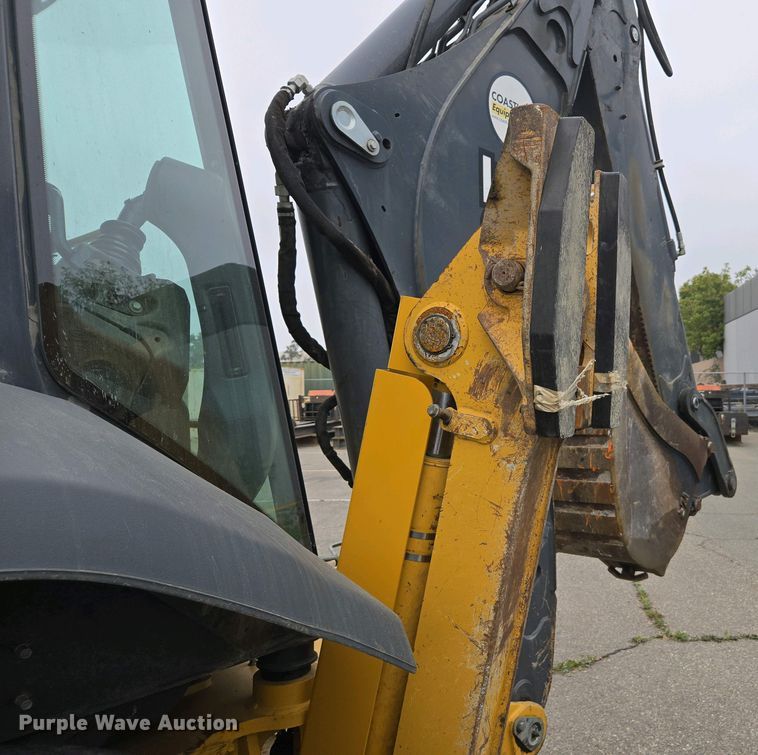 image for item EC0956 2020 John Deere 710L backhoe