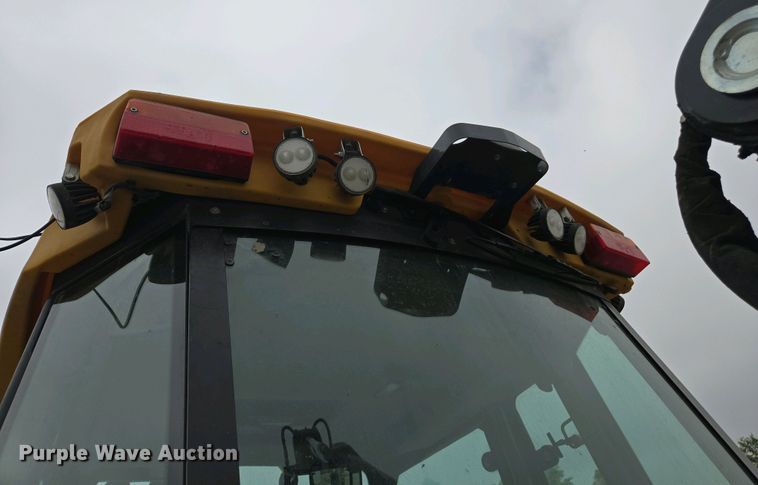 image for item EC0956 2020 John Deere 710L backhoe