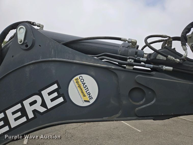 image for item EC0956 2020 John Deere 710L backhoe